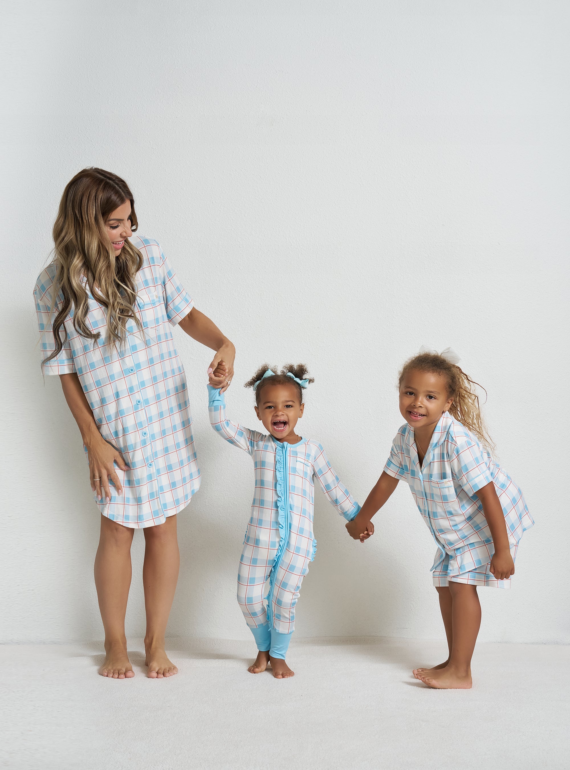 Women's Short Sleeve Button-Up Nightgown